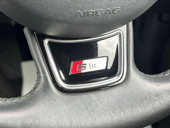 Audi Q5 2.0 TDI S line S Tronic quattro Euro 5 (s/s) 5dr