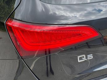 Audi Q5 2.0 TDI S line S Tronic quattro Euro 5 (s/s) 5dr