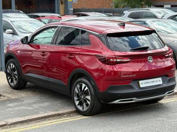 Vauxhall Grandland X 1.2 Turbo Sport Nav Auto Euro 6 (s/s) 5dr