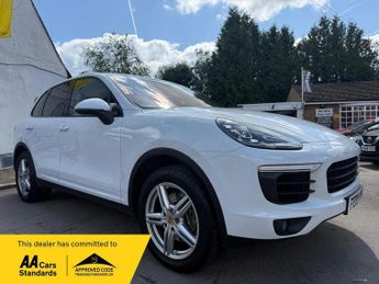 Porsche Cayenne 3.0 TD V6 TiptronicS 4WD Euro 6 (s/s) 5dr