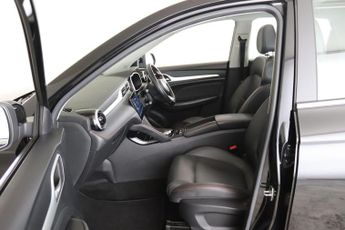 MG MG ZS 72.6kWh Trophy Connect Long Range Auto 5dr