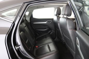 MG MG ZS 72.6kWh Trophy Connect Long Range Auto 5dr