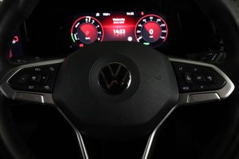 Volkswagen Golf 1.4 TSI 13kWh Style DSG Euro 6 (s/s) 5dr