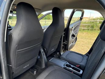 Smart forfour 17.6kWh Passion Advanced Auto 5dr (22kW Charger)