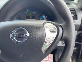 Nissan Leaf 24kWh Acenta Auto 5dr
