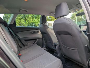 SEAT Leon 1.6 TDI SE Dynamic Technology ST DSG Euro 6 (s/s) 5dr