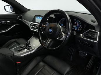 BMW 3 Series 2.0 330e 12kWh M Sport Auto Euro 6 (s/s) 4dr
