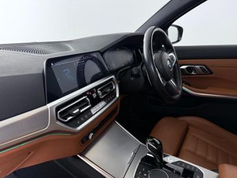 BMW 3 Series 2.0 330e 12kWh M Sport Auto Euro 6 (s/s) 4dr