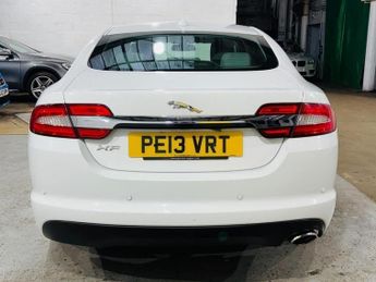 Jaguar XF 2.2d Premium Luxury Auto Euro 5 (s/s) 4dr