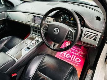 Jaguar XF 2.2d Luxury Auto Euro 5 (s/s) 4dr