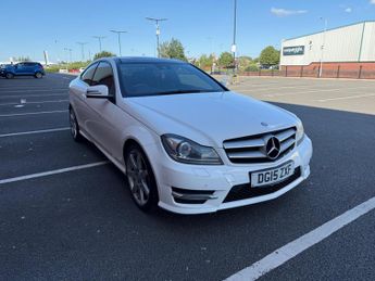 Mercedes C Class 2.1 C220 CDI AMG Sport Edition G-Tronic+ Euro 5 (s/s) 2dr