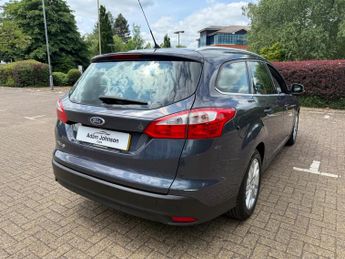 Ford Focus 1.6 Titanium Navigator Powershift Euro 5 5dr