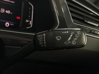 Volkswagen Tiguan 2.0 TDI R-Line Tech DSG Euro 6 (s/s) 5dr