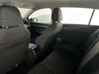 Volkswagen Golf 1.5 eTSI MHEV Style DSG Euro 6 (s/s) 5dr
