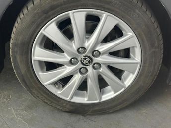 Toyota Yaris 1.5 VVT-h Icon E-CVT Euro 6 (s/s) 5dr