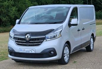 Renault Trafic 2.0 dCi ENERGY 28 Sport Nav SWB Standard Roof Euro 6 (s/s) 5dr