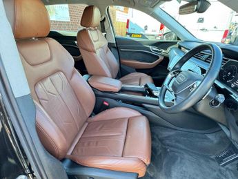 Audi e-tron 50 Sport Auto quattro 5dr 71.2kWh