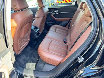 Audi e-tron 50 Sport Auto quattro 5dr 71.2kWh