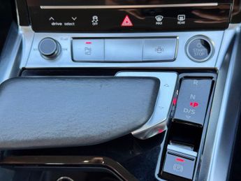 Audi e-tron 50 Sport Auto quattro 5dr 71.2kWh
