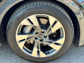 Audi e-tron 50 Sport Auto quattro 5dr 71.2kWh