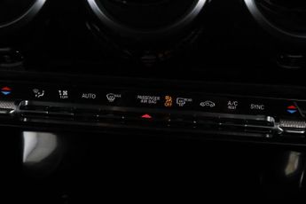 Mercedes-Benz CLA 1.3 CLA200 AMG Line Coupe 7G-DCT Euro 6 (s/s) 4dr
