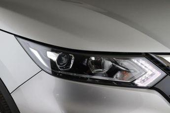 Nissan Qashqai 1.3 DIG-T N-Connecta DCT Auto Euro 6 (s/s) 5dr