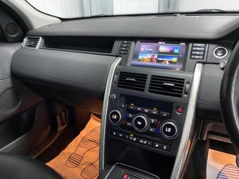 Land Rover Discovery Sport 2.0 TD4 SE Tech Auto 4WD Euro 6 (s/s) 5dr