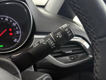Vauxhall Corsa 1.4i SE Auto Euro 6 5dr