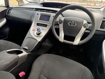 Toyota Prius 1.8 VVT-h T3 CVT Euro 5 (s/s) 5dr