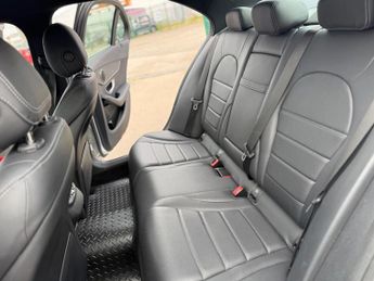 Mercedes-Benz C Class 2.1 C220d AMG Line G-Tronic+ Euro 6 (s/s) 4dr