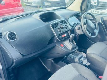 Renault Kangoo ZE ML20 33kWh Business Auto MWB 4dr (i)