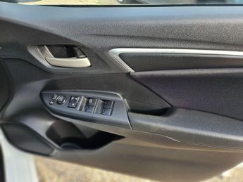 Honda Jazz 1.3 i-VTEC SE CVT Euro 6 (s/s) 5dr