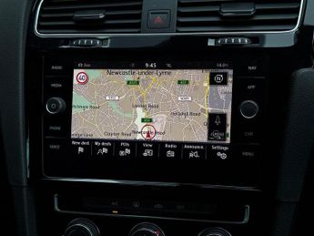 Volkswagen Golf 1.5 TSI EVO R-Line DSG Euro 6 (s/s) 5dr