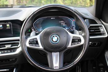 BMW 3 Series 2.0 330e 12kWh M Sport Touring Auto Euro 6 (s/s) 5dr