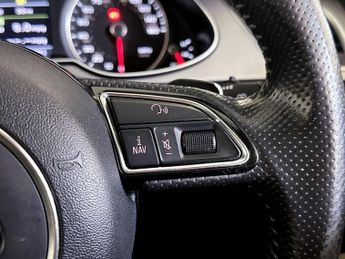 Audi A4 2.0 TFSI S line S Tronic quattro Euro 5 (s/s) 4dr