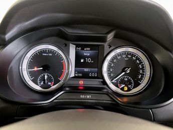 Skoda Octavia 1.5 TSI ACT SE Technology Euro 6 (s/s) 5dr