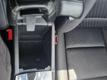 Infiniti Q30 1.6T SE Euro 6 (s/s) 5dr
