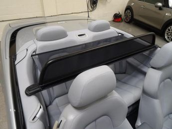 Mercedes-Benz CLK 3.2 CLK320 Elegance Cabriolet 2dr