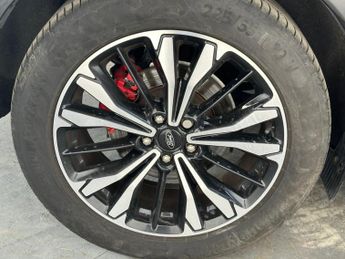 Ford Kuga 2.5 EcoBoost Duratec 14.4kWh ST-Line X CVT Euro 6 (s/s) 5dr