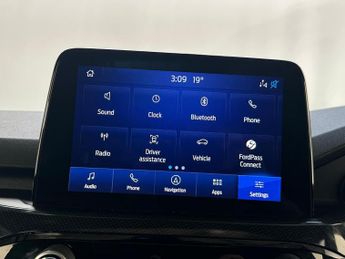 Ford Kuga 2.5 EcoBoost Duratec 14.4kWh ST-Line X CVT Euro 6 (s/s) 5dr