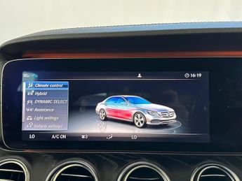 Mercedes-Benz E Class 2.0 E300e 13.5kWh AMG Line G-Tronic+ Euro 6 (s/s) 4dr