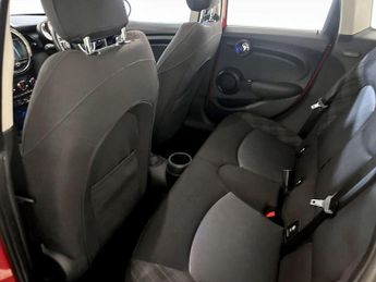 MINI Hatch 1.5 Cooper Euro 6 (s/s) 5dr