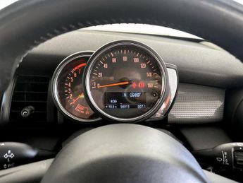 MINI Hatch 1.5 Cooper Euro 6 (s/s) 5dr