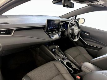 Toyota Corolla 2.0 VVT-h Design CVT Euro 6 (s/s) 5dr