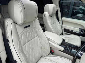 LAND ROVER RANGE ROVER 4.4 SD V8 Autobiography SUV 5dr Diesel Auto 4WD Euro 5 (339 ps) 