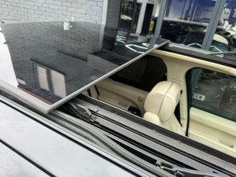 LAND ROVER RANGE ROVER 4.4 SD V8 Autobiography SUV 5dr Diesel Auto 4WD Euro 5 (339 ps) 