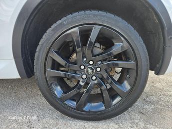 Land Rover Discovery Sport 2.0 TD4 HSE Dynamic Lux Auto 4WD Euro 6 (s/s) 5dr