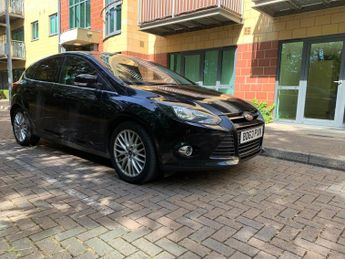 Ford Focus 1.0T EcoBoost Zetec Euro 5 (s/s) 5dr