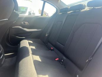 BMW 3 Series 2.0 330e 12kWh SE Pro Auto Euro 6 (s/s) 4dr