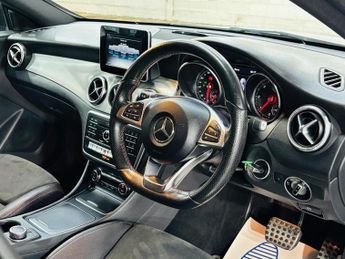 Mercedes-Benz CLA 2.1 CLA200d AMG Line Coupe 7G-DCT Euro 6 (s/s) 4dr
